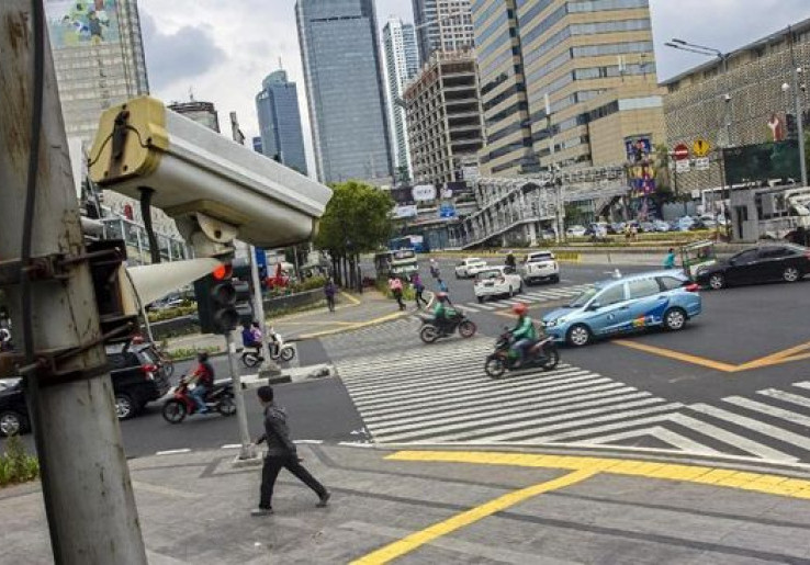 LBH Jakarta Kritik Rencana Gubernur Pramono Pasang CCTV di Pemukiman: Ancam Hak Privasi Warga