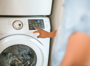 5 Pakaian yang Pantang Masuk Mesin Cuci 