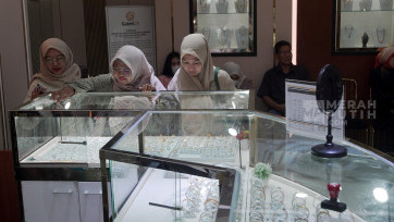 Harga Emas Perhiasan Gerai Galeri 24 Pegadaian Alami Penurunan Hari Ini 