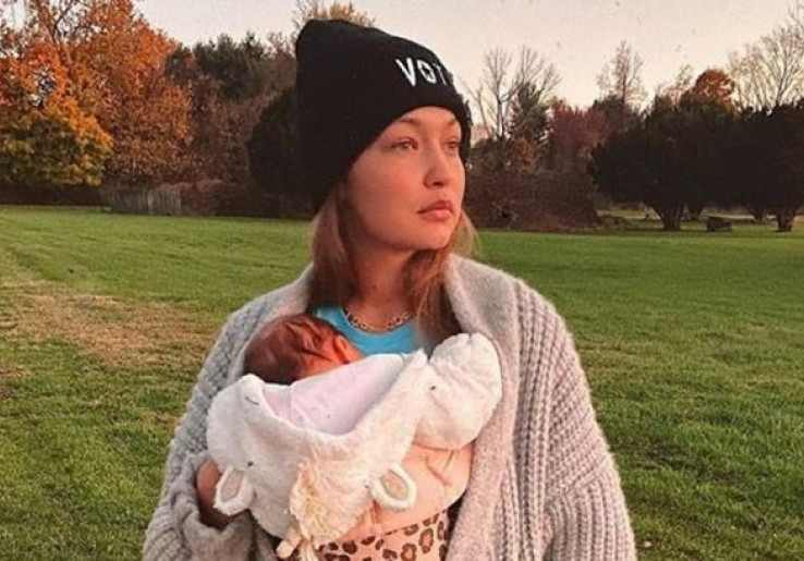 Gigi Hadid Punya Second Account untuk Kepoin Resep MPASI