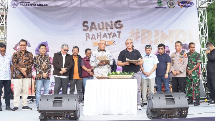 Saung Rahayat 2023, Kolaborasi Ratusan Mahasiswa dan UMKM di Kuningan