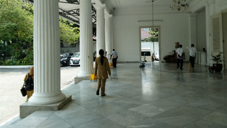 Suasana di Balai Kota Jakarta, Senin (14/5). Foto: MP/Asropih)