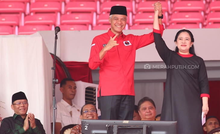 Di Hadapan Puluhan Ribu Kader PDIP, Ganjar Komitmen Lanjutkan Program Jokowi