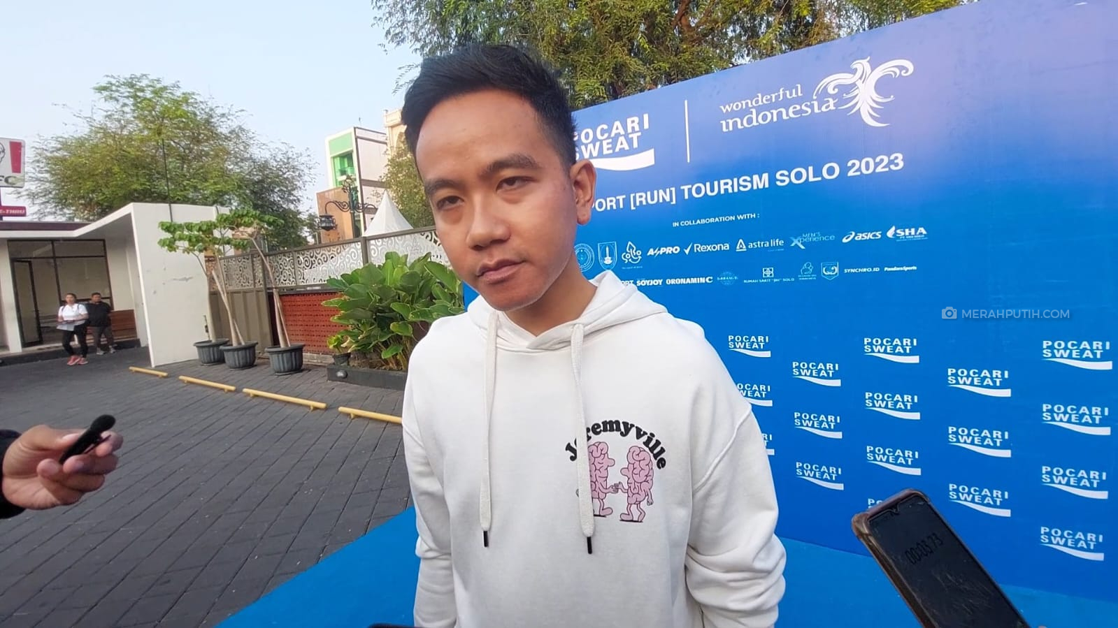 Gibran Dukung Jokowi Pensiun Mudik ke Solo Dibandingkan jadi Ketum PDIP