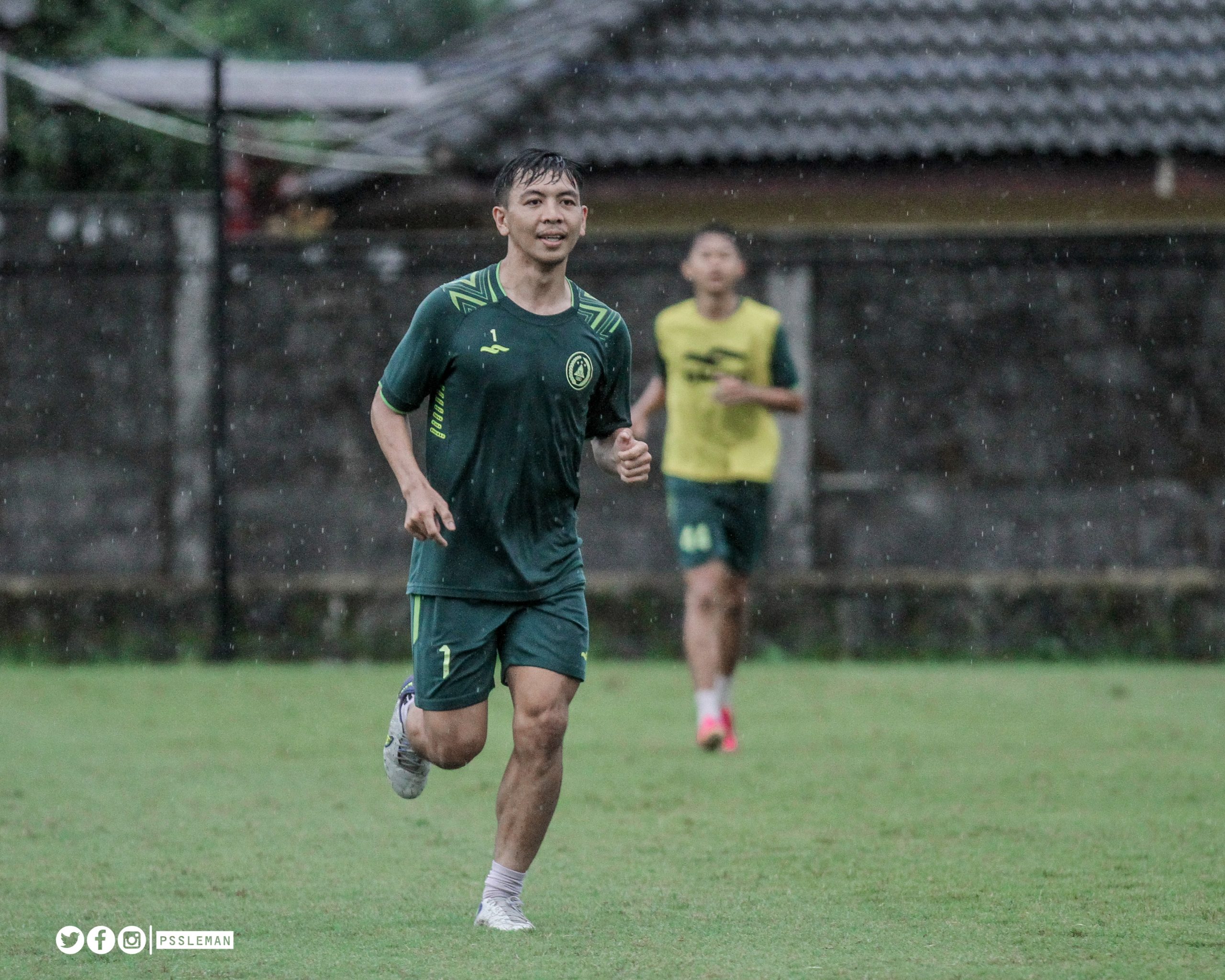 8 Keputusan Komdis PSSI 5-7 Maret: Wahyudi Hamisi Dihukum 3 Laga, Persita Harus Menutup Sebagian Tribun