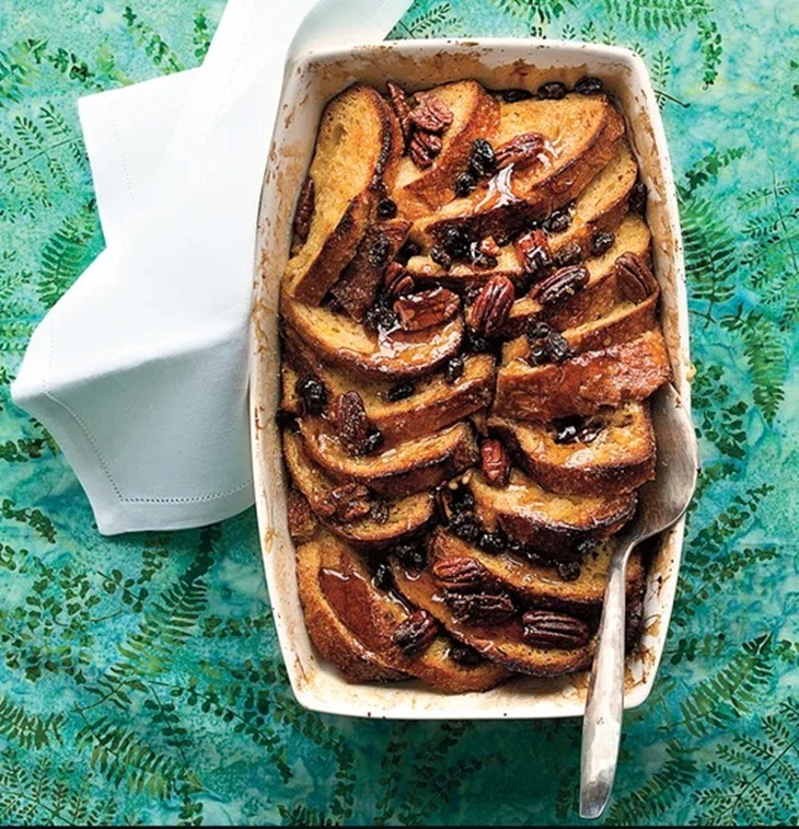 French toast casserole. (Foto: Pinterest/Charles Masters)