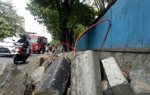 Koalisi Pejalan Kaki Kritik Pemprov DKI Tebang Pohon di Cikini
