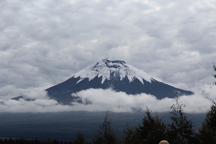   Gunung Cotopaxi. (Foto: Pixabay/jacorream)