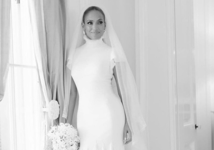 Intip Gaun Pernikahan Menawan Jennifer Lopez