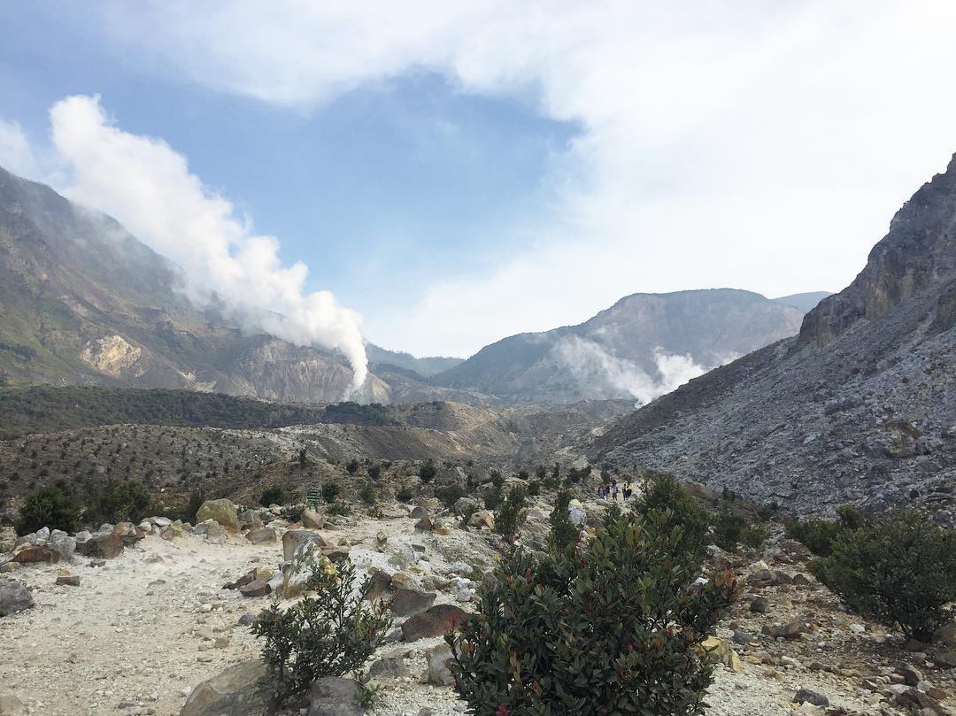 Gunung Papandayan (Sumber: Instagram/wenines)