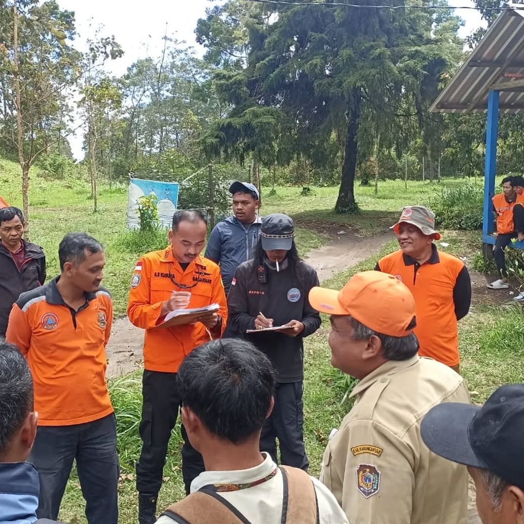 Pendaki Hilang Gunung Lawu, Pencarian Terhambat Cuaca