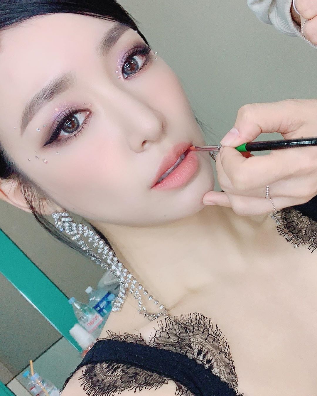 4 Inspirasi 'Makeup' Spesial di Hari Valentine