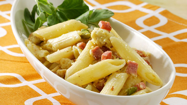 Saat Pasta dan Telur Berpadu, Sarapan pun Jadi Cepat dan Nikmat