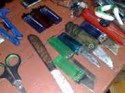 Razia di Kamar Tahanan Rutan Klas IA Surakarta, Petugas Temukan Sajam dan Narkoba