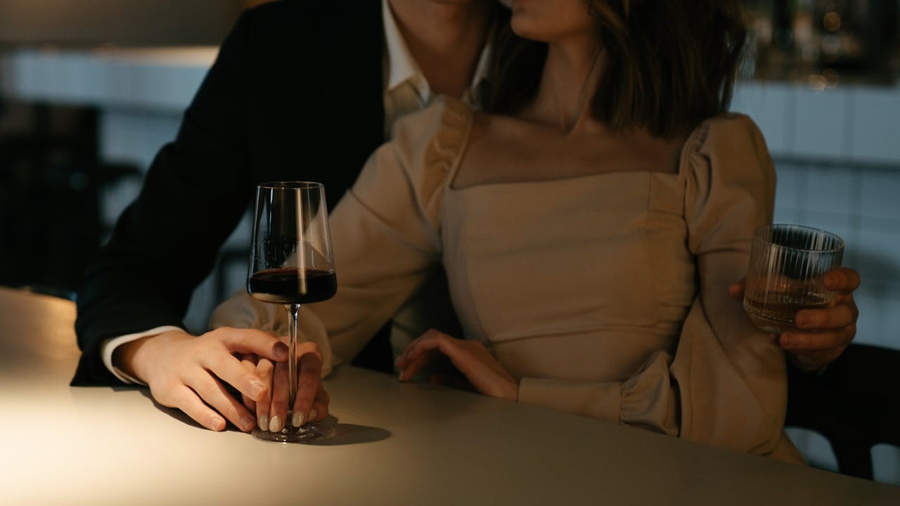 Begini Cara Flirting yang Elegan ke Gebetan, Jangan Bikin Dia Ilfeel