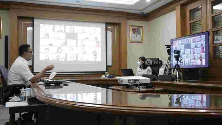 Anies Revitalisasi SMK DKI agar Lulusanya Bisa Berkompetisi di Dunia Usaha