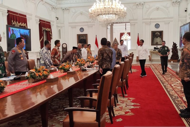 Jokowi Gelar Ratas Relokasi Pemukiman Korban Terdampak Gunung Ruang