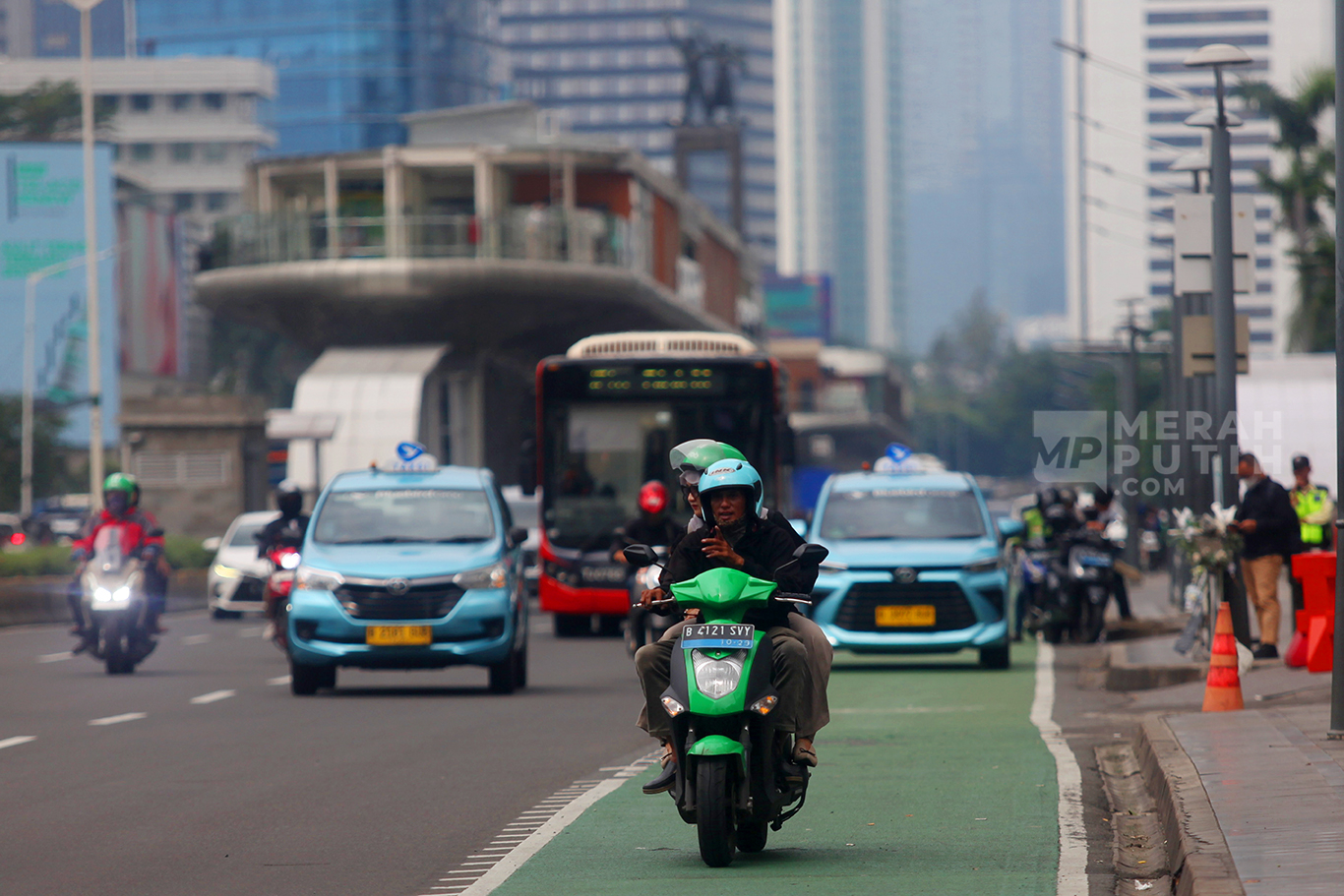 Jelang Aksi Demo Ojol 205 Segelintir Ojek Online Masih Beroperasi di Jakarta