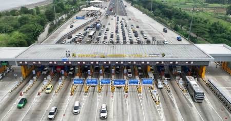 Tarif Tol Digratiskan untuk Peserta May Day, Polisi Berdalih untuk Kelancaran Lalu Lintas