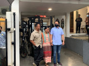 Gaya Kasual dan Santai Andika Sambut Para Politisi DPR
