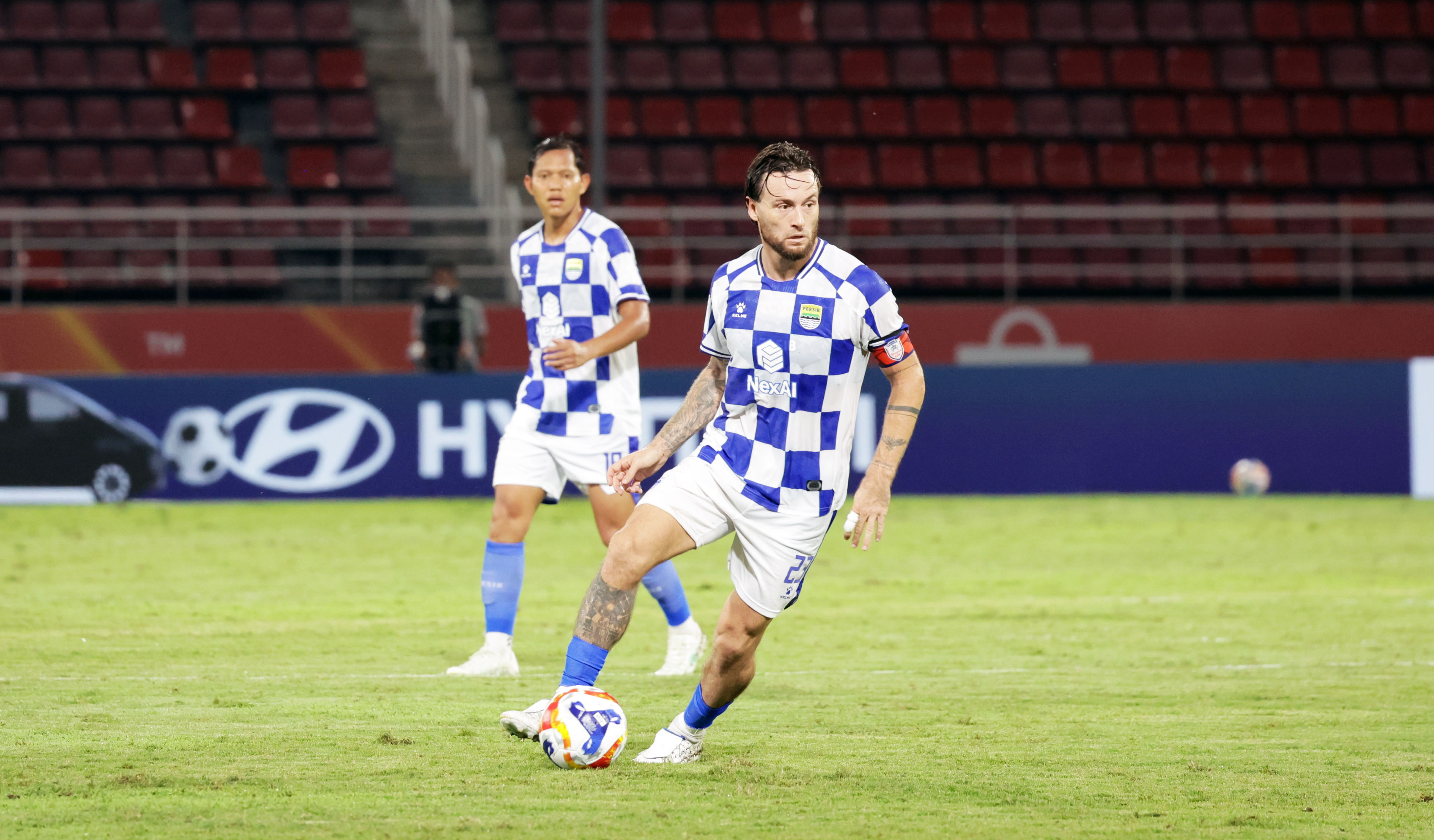 Marc Klok Bangga Bukan Main! Persib Bikin Port FC Terkapar Usai Comeback Gila di Thailand