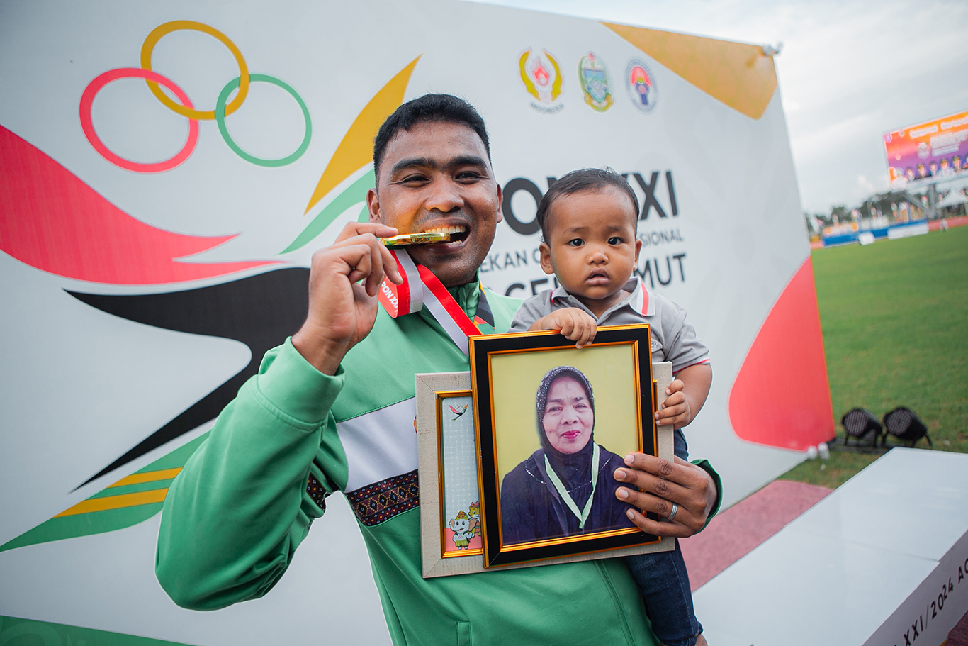 PON XXI Aceh-Sumut: Atlet Sumut Hardodi Sihombing Raih Emas Lempar Cakram Putra