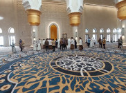 Gibran Ingatkan Masyarakat Tidak Berenang di Kolam Masjid Sheikh Zayed Solo