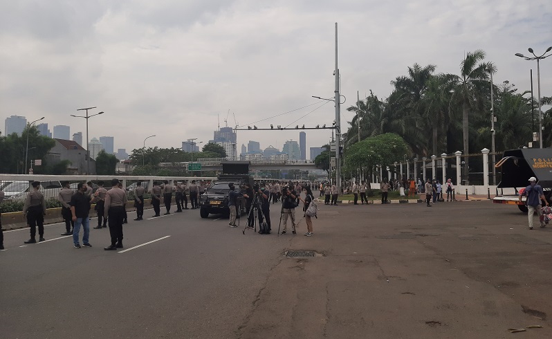 Pengamanan demo di DPR.