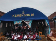 Kemensos Bangun 8 Titik Sekolah Darurat Bagi Korban Gempa di Bandung