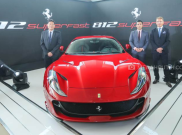 Ferrari 812 Superfast Siap Melesat di Jalanan Indonesia