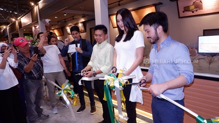 Tiga Sahabat Artis Buka Usaha Kuliner  di Space Market