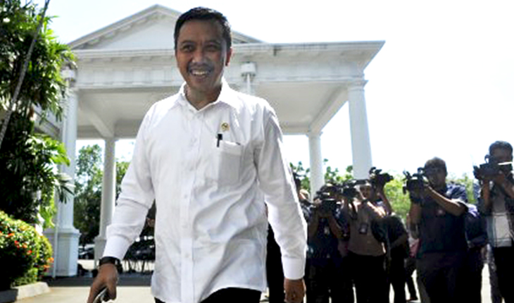 Menpora Ajak Santri Hindari Paham Radikal