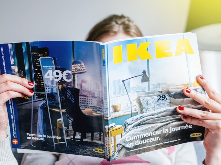 Tahun 2021 adalah tahun terakhir untuk katalog IKEA. (Foto: 123RF/adrianhancu)