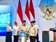 Momen Presiden Prabowo Subianto Luncurkan Program Digitalisasi Pembelajaran untuk Indonesia Cerdas
