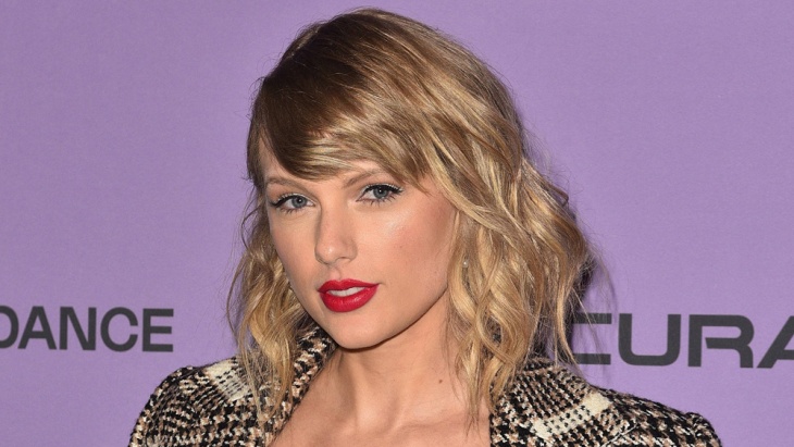 Taylor Swift Cetak Rekor Album Terlaris lewat ‘Folklore’ dan ‘Evermore’