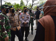 Kapolri Tambah Tracer di Posko PPKM Mikro Cengkareng Barat