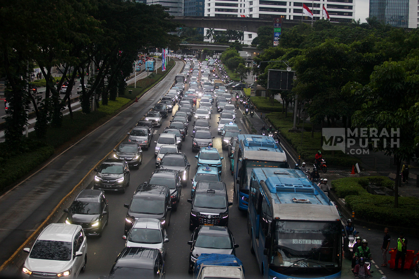 Pemprov Jakarta Perluas Rute Transjabodetabek untuk Kurangi Kemacetan Lalu-lintas