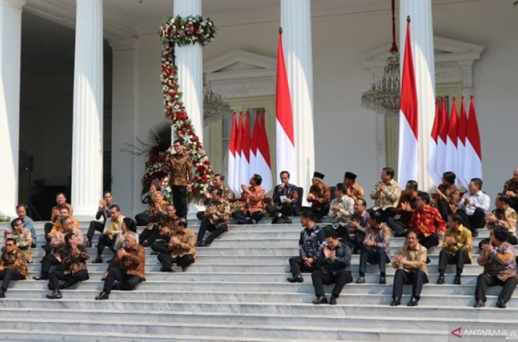 Pengamat Nilai Jokowi Bentuk Kabinetnya Saat Ini untuk Bersihkan Kelompok Ekstremis