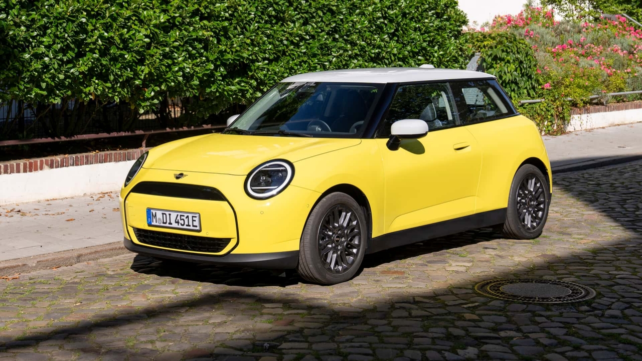 MINI Rilis Cooper E Classic sebagai EV Entry-Level 