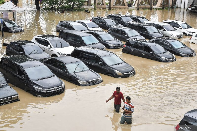 Takut Banjir Jabodetabek Digiring ke Isu Politik, Menko Pratikno: Kita Harus Bergerak Cepat