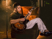 Jo Soegono Rilis Album Debut 'Prof Jo', Suguhkan Kisah Hangat dan Jujur dalam 9 Lagu