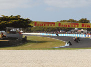 Nicolo Bulega Catatkan Kemenangan di WSBK Race 1 Australia