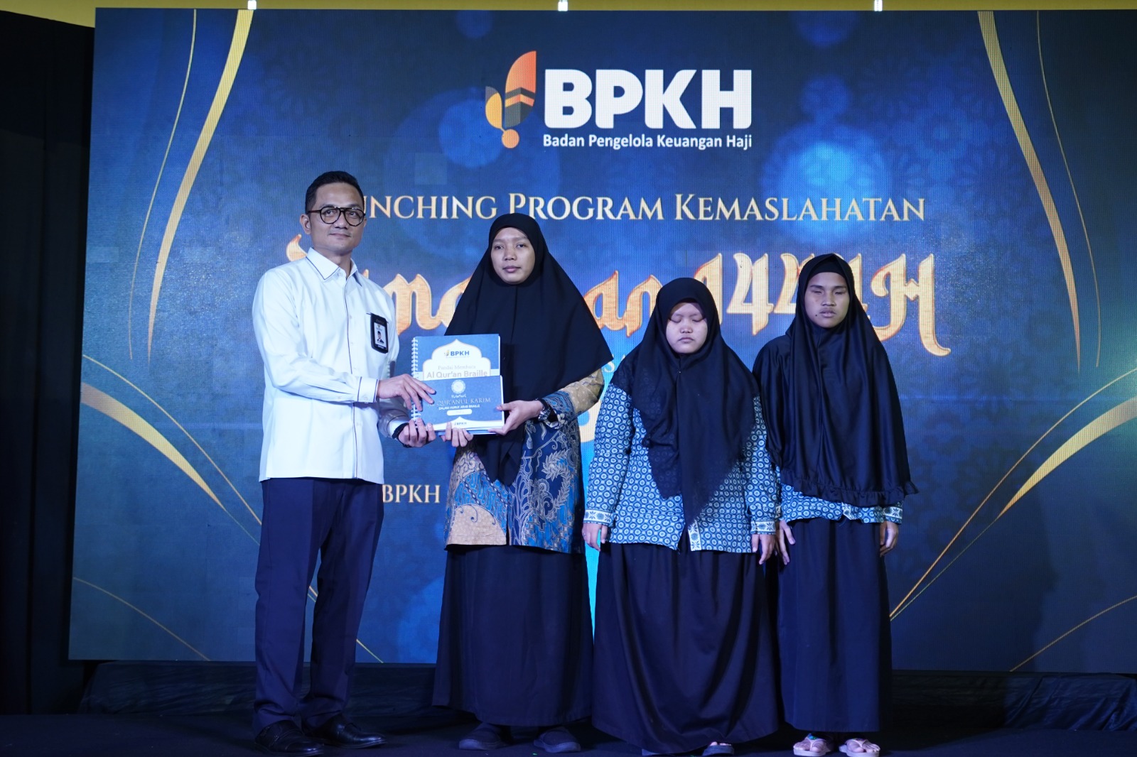 BPKH Salurkan Alquran dan Kado Ramadan Senilai Rp 15 M ke Pelosok Indonesia