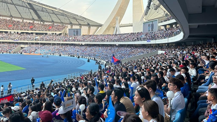 Masyarakat Kamboja Penuhi Stadion Morodok Techo Jelang Opening SEA Games 2023