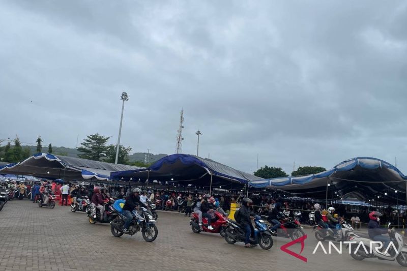 Pelabuhan Ciwandan Ditutup, Pemudik Motor Kembali Diarahkan Lewat Merak