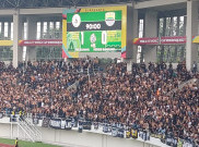 Persib Akhiri Kompetisi dengan Kekalahan, PSS Bertahan Liga 1 Musim Depan