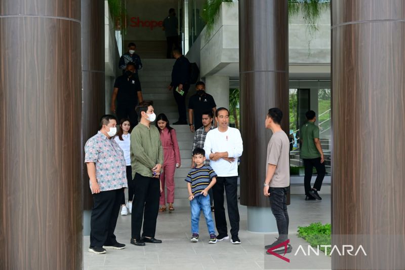 Survei Algoritma: Masyarakat Puas Kinerja Jokowi, tapi Tak Setuju Pemilu Ditunda