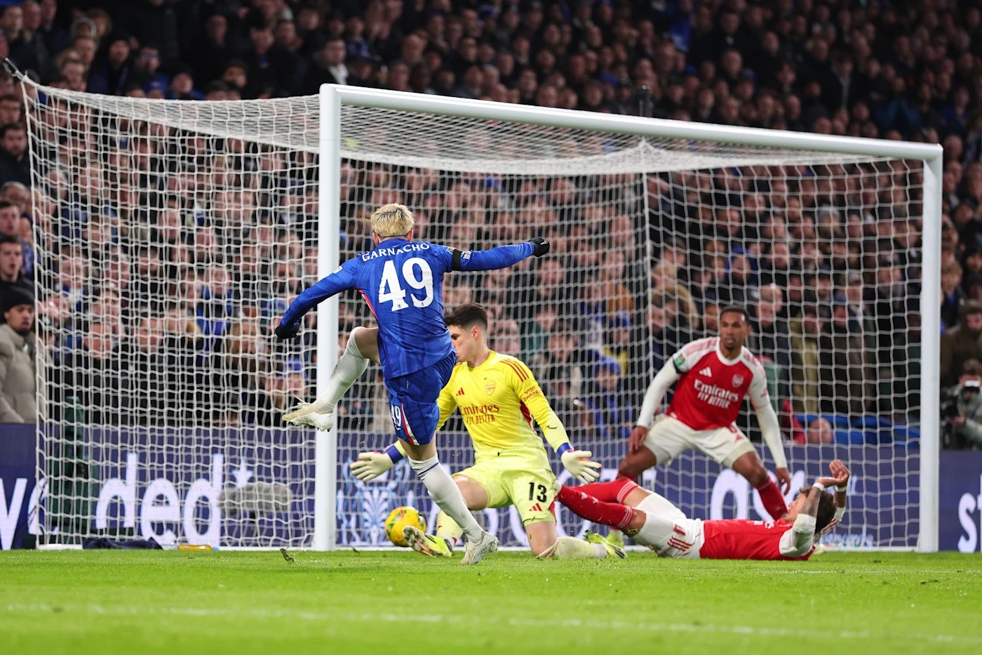 Chelsea akan kembali bertemu Arsenal di leg kedua Piala Carabao