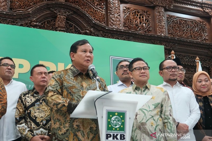 Ketua Umum Partai Gerindra, Prabowo Subianto berkunjung ke DPP PKB, di Jakarta, Senin (14/10/2019). (ANTARA FOTO/Boyke Ledy Watra)