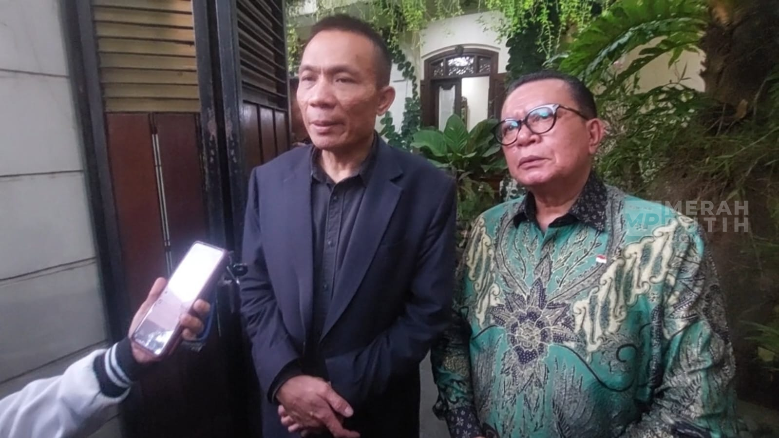 Bertemu Jokowi di Solo, Rismon Minta Maaf dan Akui Ijazah UGM Asli
